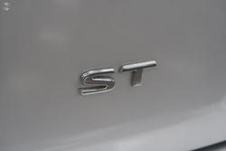 2019 Nissan
Pathfinder ST