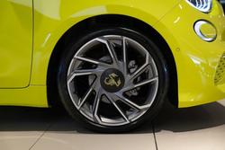 2023 Abarth 500e Turismo