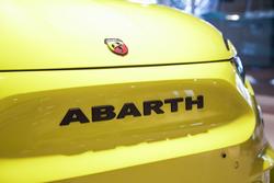 2023 Abarth 500e Turismo