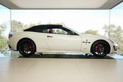 2015 Maserati GranCabrio Sport
