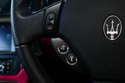 2015 Maserati GranCabrio Sport