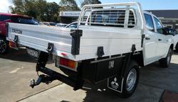 2022 Mitsubishi
Triton GLX