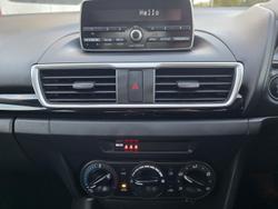 2016 Mazda
3 Neo