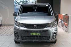 2021 Peugeot
Partner 130 THP