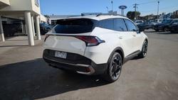 2025 Kia
Sportage SX+