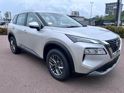 2025 Nissan
                X-TRAIL ST