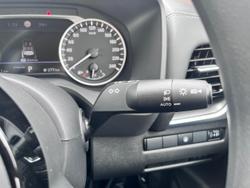 2025 Nissan
                X-TRAIL ST