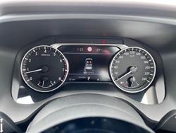 2025 Nissan
                X-TRAIL ST