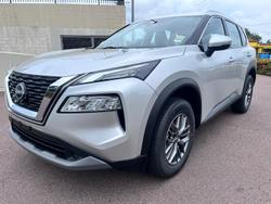 2025 Nissan
                X-TRAIL ST