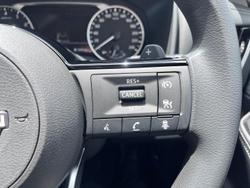 2025 Nissan X-TRAIL ST