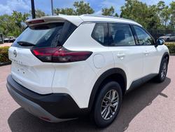 2025 Nissan X-TRAIL ST