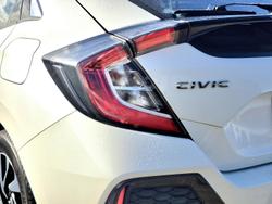 2018 Honda
Civic VTi-S