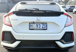 2018 Honda
Civic VTi-S