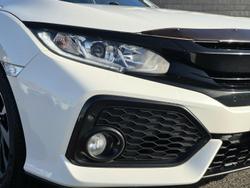 2018 Honda
Civic VTi-S