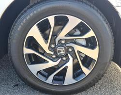 2018 Honda
Civic VTi-S