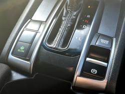 2018 Honda
Civic VTi-S