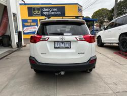 2015 Toyota
                RAV4 GXL