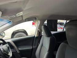 2015 Toyota
                RAV4 GXL