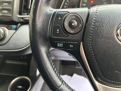 2015 Toyota
                RAV4 GXL