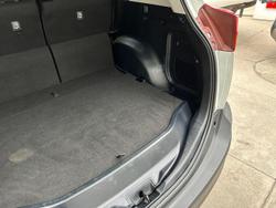 2015 Toyota
                RAV4 GXL