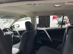 2015 Toyota
                RAV4 GXL