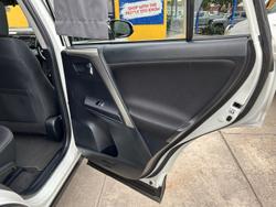 2015 Toyota
                RAV4 GXL