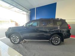 2021 Toyota
Landcruiser Prado VX