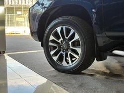 2021 Toyota
Landcruiser Prado VX