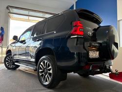 2021 Toyota
Landcruiser Prado VX