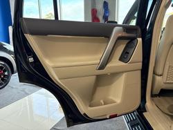 2021 Toyota
Landcruiser Prado VX