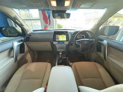 2021 Toyota
Landcruiser Prado VX