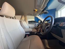 2021 Toyota
Landcruiser Prado VX