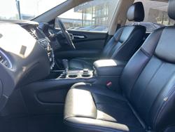 2019 Nissan
Pathfinder ST-L