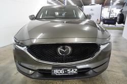 2021 Mazda
CX-5 Akera