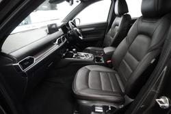 2021 Mazda
CX-5 Akera