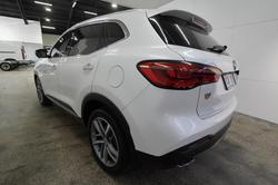 2021 MG
HS PHEV Essence