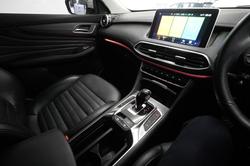 2021 MG
HS PHEV Essence