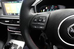 2021 MG
HS PHEV Essence