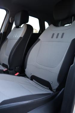 2015 Renault
Captur Dynamique