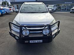 2015 Isuzu
                MU-X LS-T