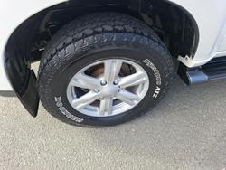 2015 Isuzu
                MU-X LS-T