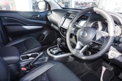 2025 Nissan
Navara ST-X