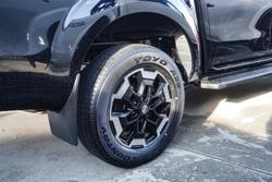 2025 Nissan
Navara ST-X