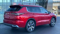 2025 Mitsubishi Outlander Exceed