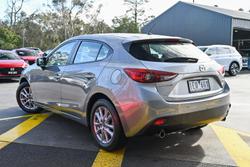 2015 Mazda
3 Neo