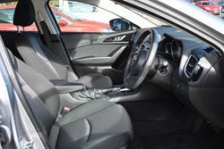 2015 Mazda
3 Neo