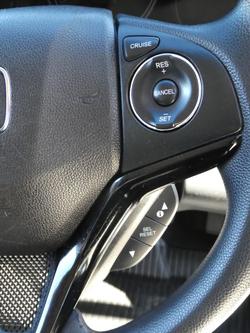 2015 Honda
HR-V VTi