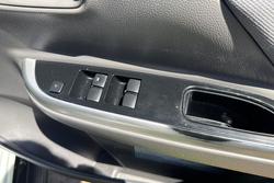 2017 Mitsubishi
Triton GLS