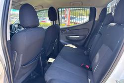 2017 Mitsubishi
Triton GLS