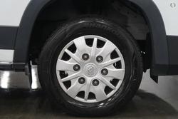 2023 LDV
Deliver 9